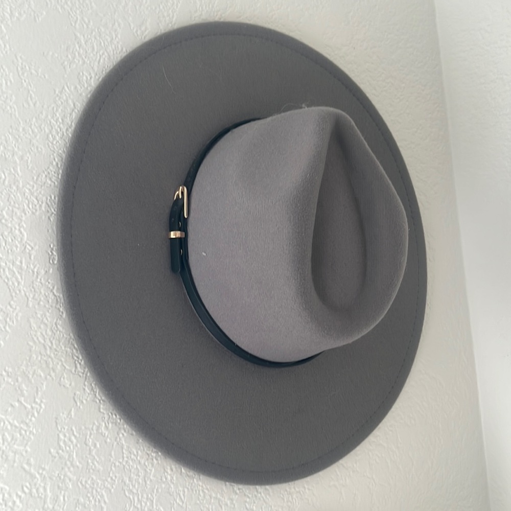 Grey Rancher Hat with Leather Buckle Detail